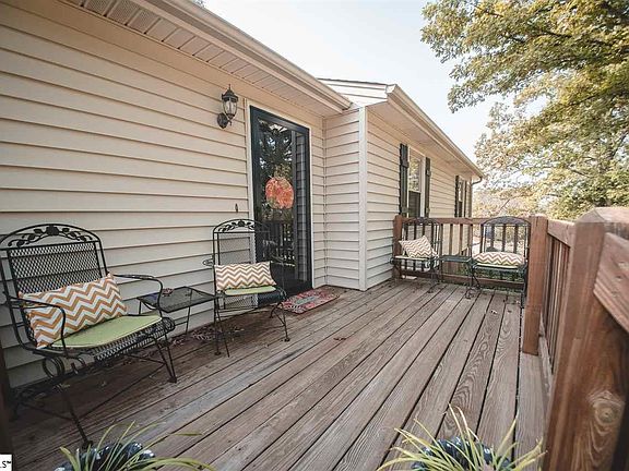 3rd image of 1236 Tall Oaks Cir