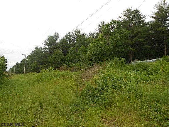 2nd image of 213 E Hannah Ln