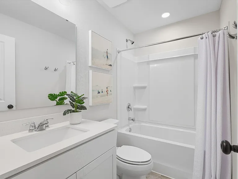 3472 Knightsbridge Trl N — Photo 37