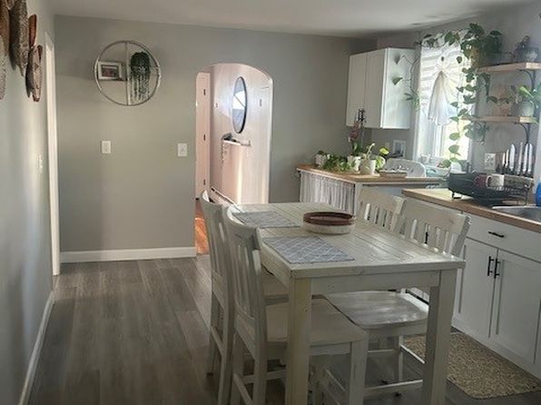 65 Burr St #63