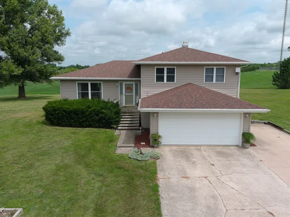 601 W 8th St, Diagonal, IA 50845