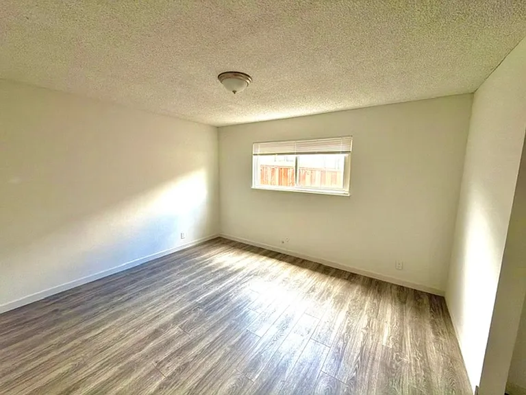 3909 High St — Photo 12