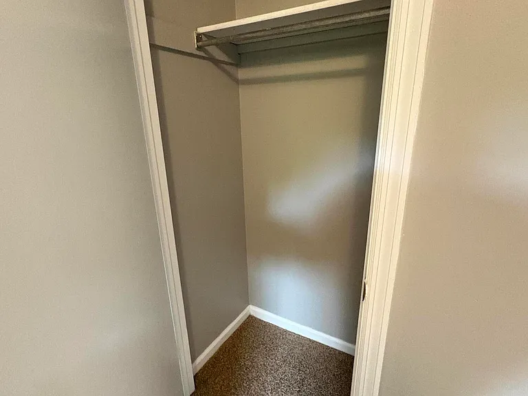121 N Brand St #13 — Photo 6