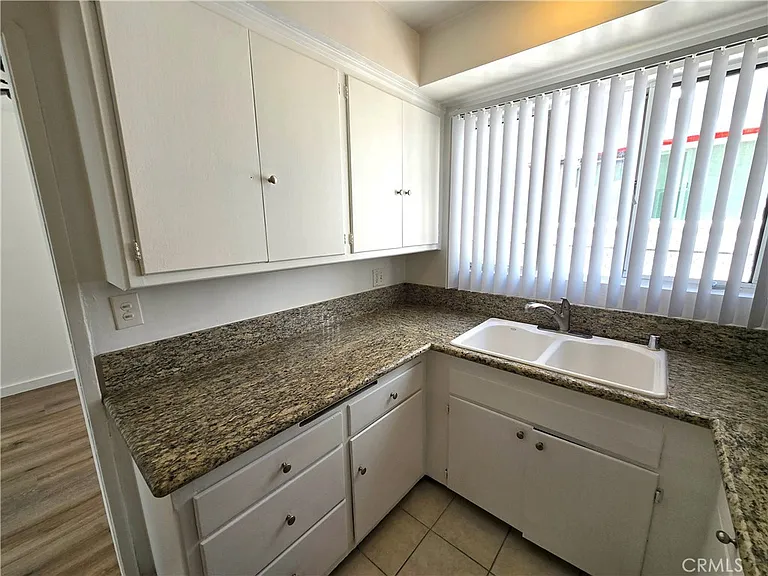 439 S Le Doux Rd #1 — Photo 7