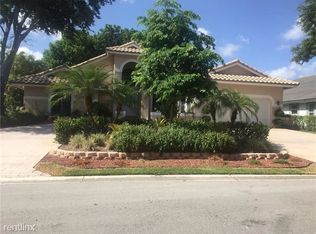 11899 Classic Dr, Coral Springs, FL 33071