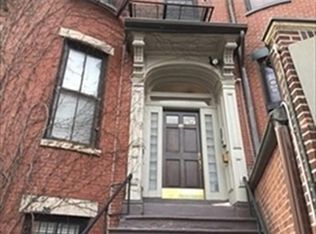 141 Arlington St APT 4, Boston, MA 02116