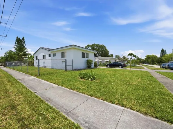 2300 N 57th Terrace, Hollywood, FL 33021