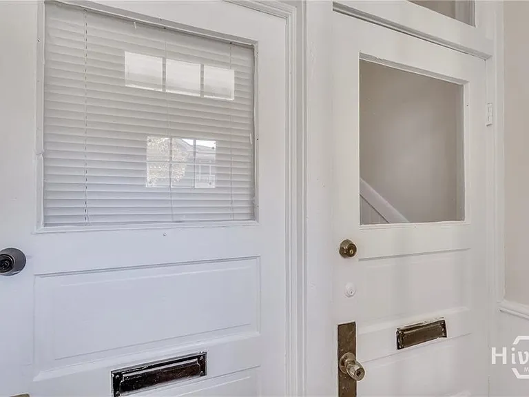 218 W Anderson St #UPPER — Photo 26