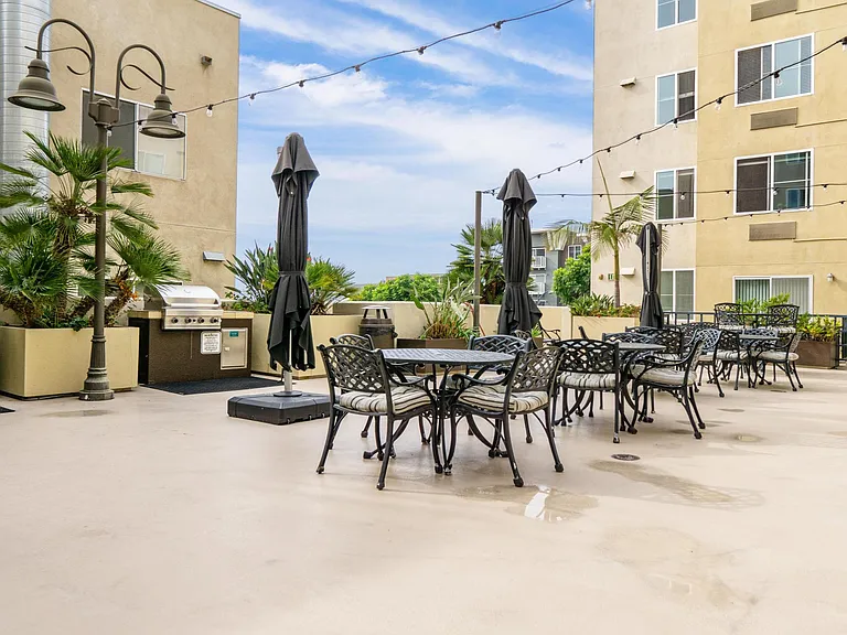 Community patio area with view of San Diego Harbor and bbqs
