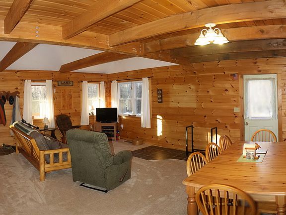Living Area 2