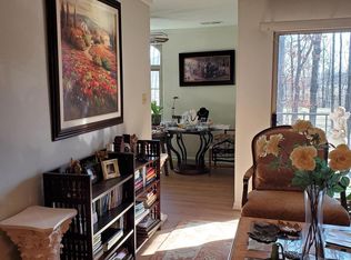 3356 Woodburn Rd APT 22, Annandale, VA 22003