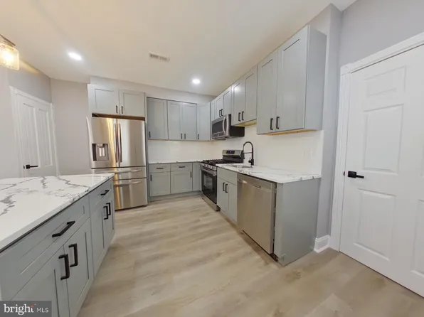 51 E Herman St, Philadelphia, PA 19144