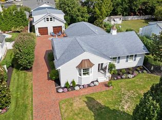 1027 Virginia Ave, Cape May, NJ 08204