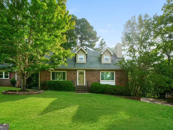 6811 Fairways Dr, Douglasville, GA 30134