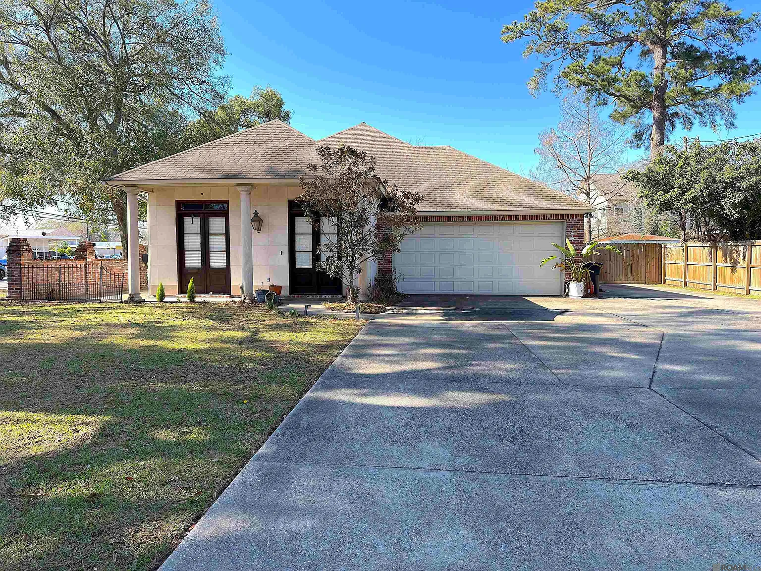 3 bed, 1830 sqft, $2,700 — Photo 1