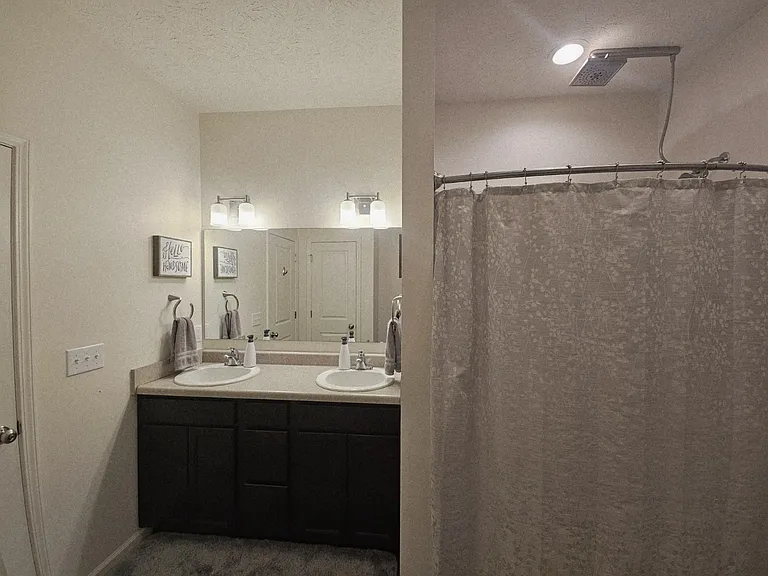 4721 Gawain Dr — Photo 14