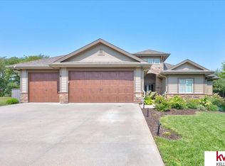 3300 Davy Jones Dr, Plattsmouth, NE 68048
