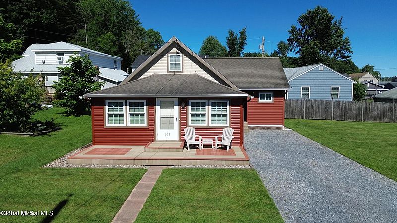 3rd image of 103/105 6th Street