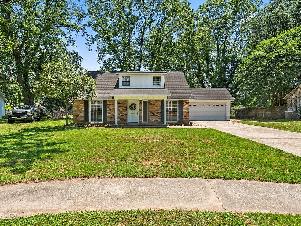 1st image of 1220 Evangeline Cir