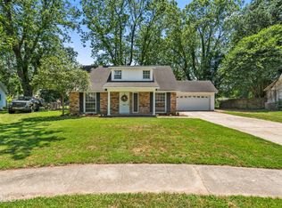 1220 Evangeline Cir, Bossier City, LA 71112