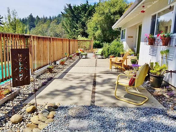 3rd image of 3567 La Madrona Ct