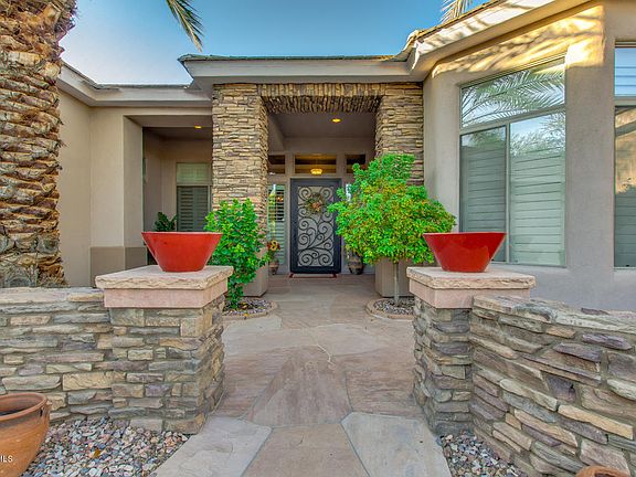 4th image of 2120 E Prescott Pl