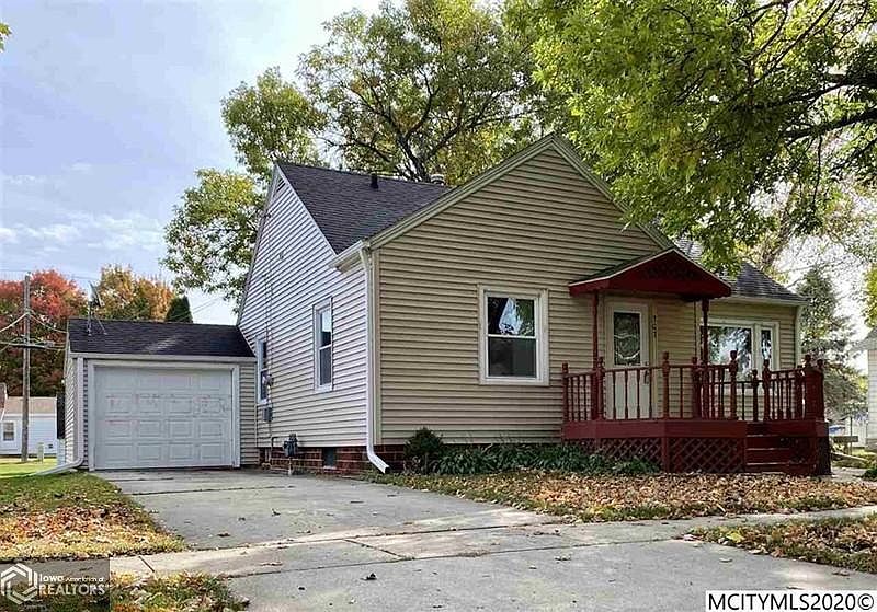 1st image of 307 10th St N