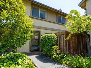 1377 Ridgecrest Rd, Pinole, CA 94564