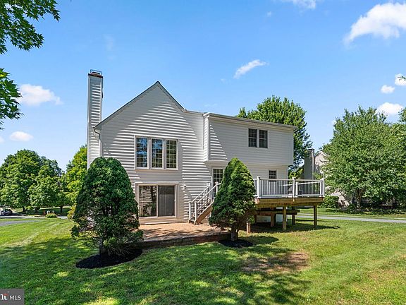 3rd image of 10339 Waverly Woods Dr