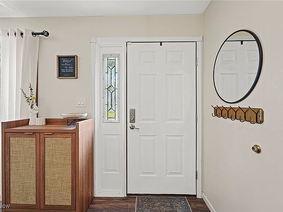 4th image of 4553 Clifton Ave