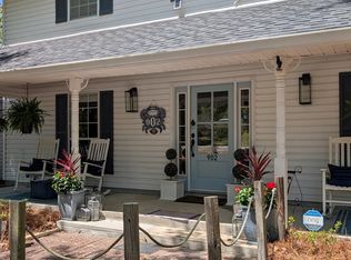 902 NW Avenue D, Carrabelle, FL 32322
