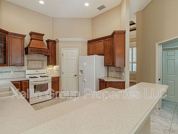 5th image of 1035 Ashton Woods Ln
