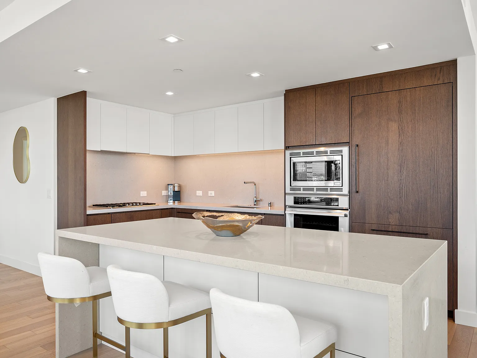 2 bed, 1438 sqft, $8,500 — Photo 4