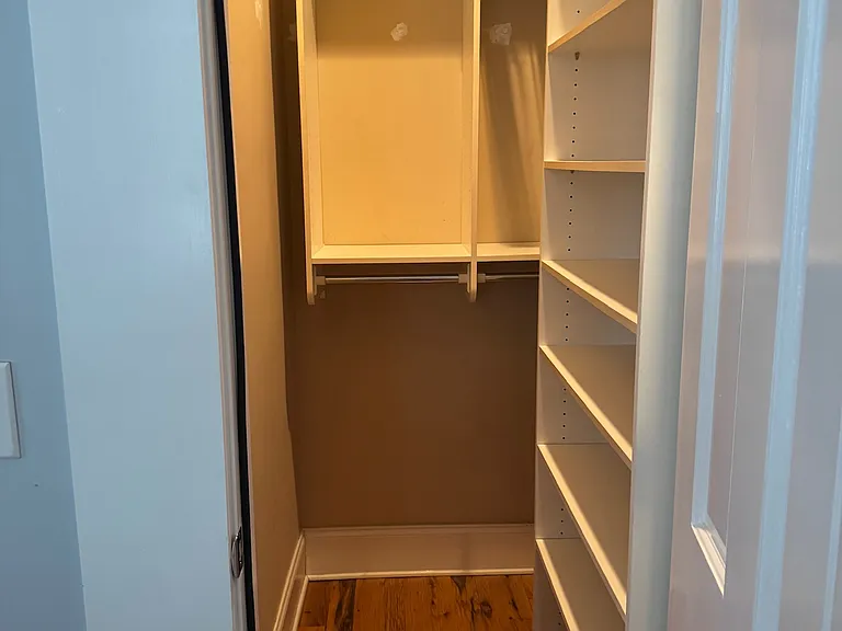 259 14th St NE #204 — Photo 15