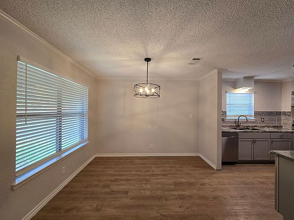 4th image of 3005 Tallwood Dr