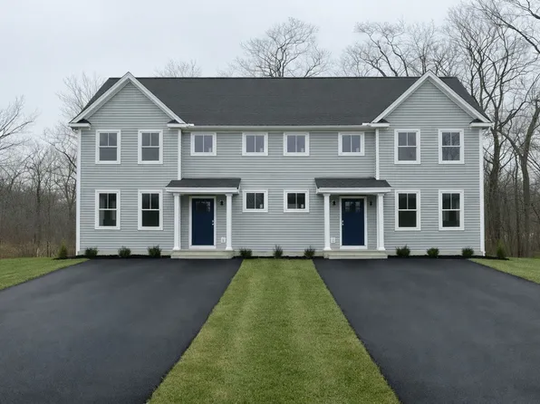 3 Cedarbrook Way, Swansea, MA 02777