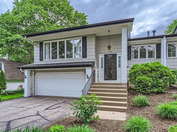 9505 Clubhouse Rd, Eden Prairie, MN 55347