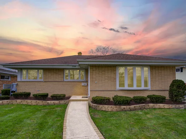 2508 Kensington Ave, Westchester, IL 60154