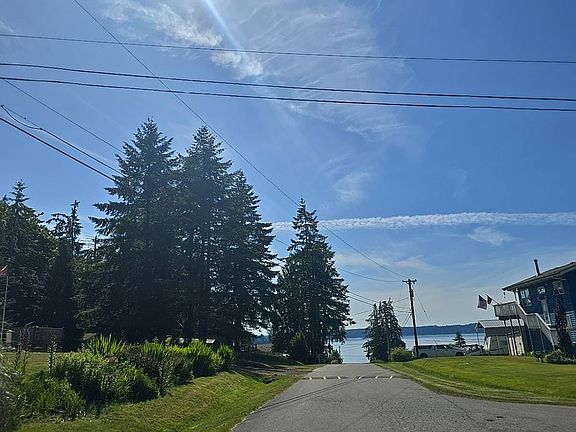 4th image of 17710 83rd Street Ct SW