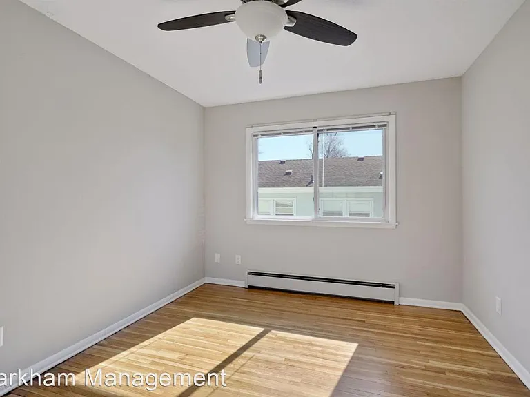 1349 Pennsylvania Ave — Photo 16