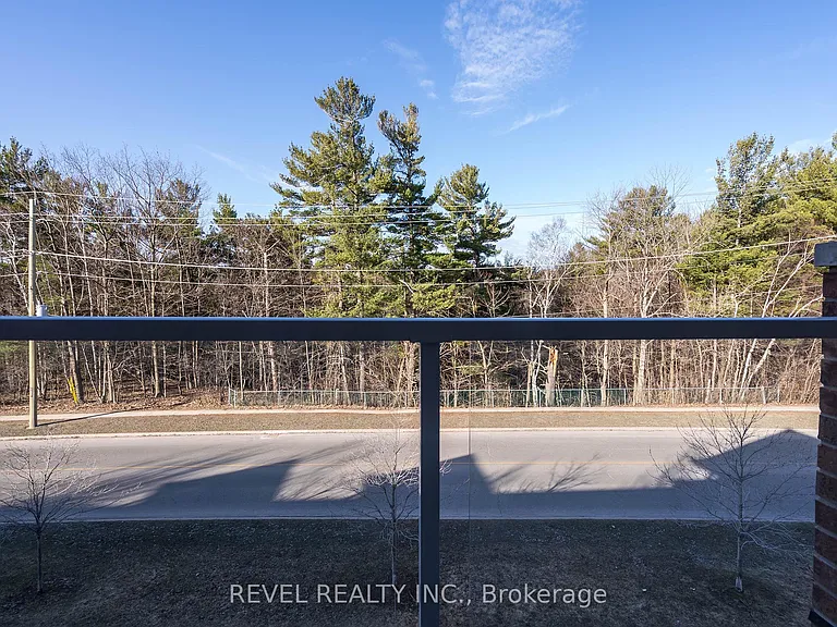 39 Coulter St #25 — Photo 20