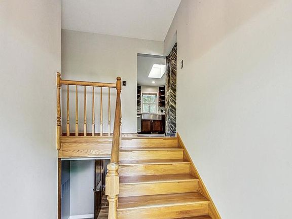 4th image of 23255 W Grinton Dr