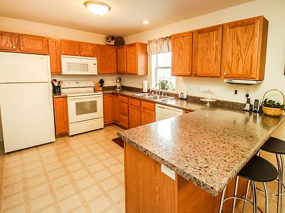 3rd image of 4001 Glenview Dr