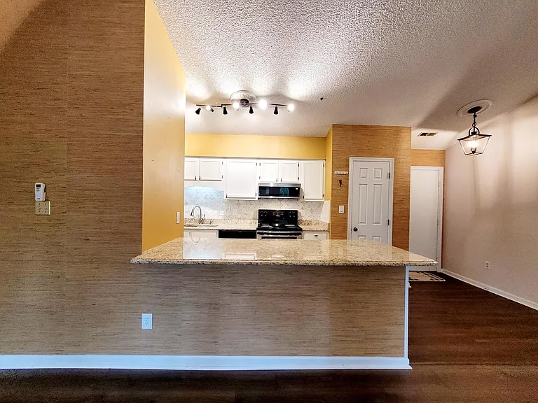 1300 Park Glen Dr #302 — Photo 20