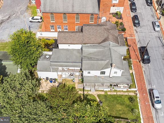 3rd image of 11 S Maryland Ave