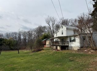 2435 Lambs Gap Rd, Enola, PA 17025