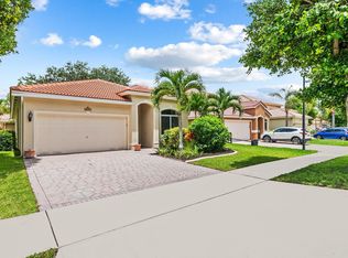 4637 Waycross Dr, Pompano Beach, FL 33073