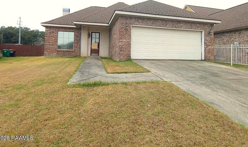 1st image of 201 Vinemont Dr