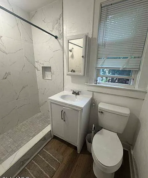 442 Morris St #1F — Photo 16