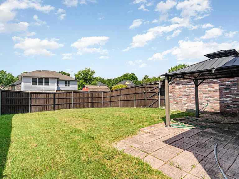 1810 Cedar Ridge Dr — Photo 26
